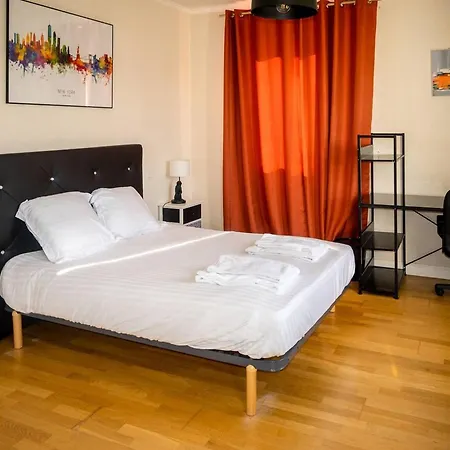 Hébergement de vacances La Maison De La Place Lannion